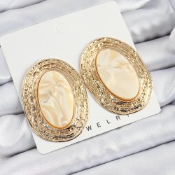 Pirinç Mermer Desenlli Bej Sedef Oval Vintage Model Gold Renk Kadın Küpe