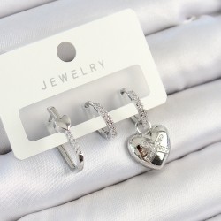 Pirinç Zirkon Taşlı Kalp Model Gümüş Renk 3'lü Çift Kadın Küpe Set