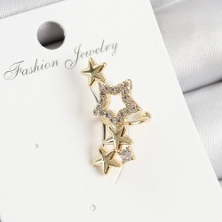 Pirinç Zirkon Taşlı Yıldız Model Gold Renk Sağ Kıkırdak Küpe