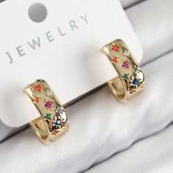 Pirinç Zirkon Taşlı Yıldız Desen Model Gold Renk Kadın Küpe