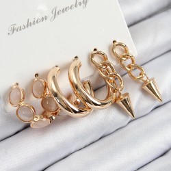 Pirinç Halka Ve Zincir Model Gold Renk Kadın Set Küpe