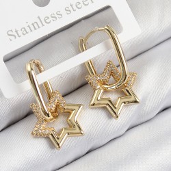 Pirinç Zirkon Taşlı Yıldız Model Gold Renk Kadın Küpe