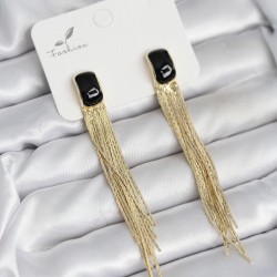 Sallantılı Siyah Mineli Gold Renk Kadın Küpe