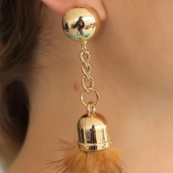 Camel Renk Tüylü Gold Metal Kadın Sallantı Küpe