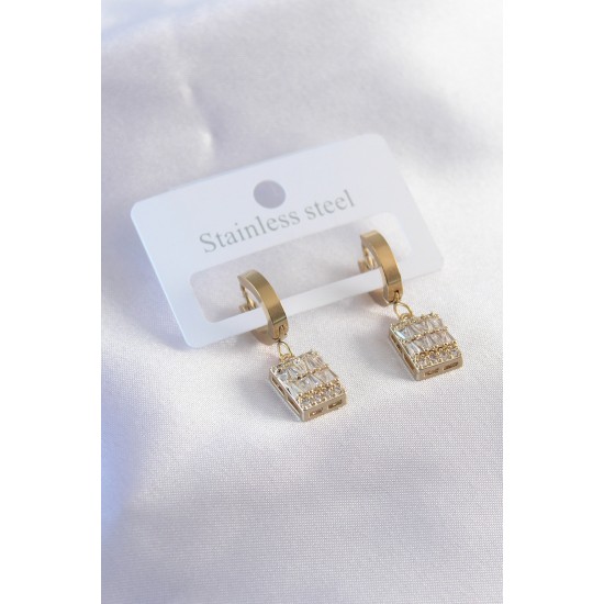 316L Çelik Gold Renk Zirkon Baget Taşlı Kare Kadın Küpe 316L Çelik Gold Renk Zirkon Baget Taşlı Kare Kadın Küpe