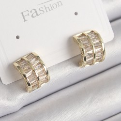 Pirinç Gold Renk Çift Sıra Zirkon Taşlı Kadın Küpe
