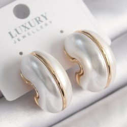 Pirinç Gold Renk İncili Yarım Halka Model Vintage Kadın Küpe