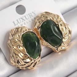 Pirinç Gold Renk Yeşil Oval İşleme Detay Vintage Kadın Küpe