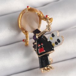 Pirinç Gold Renk Ressam Kız Model Kadın Broş