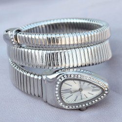 Yeni Sezon Gümüş Renk Roma Rakamlı Taşlı Yılan Model Kadın Saat