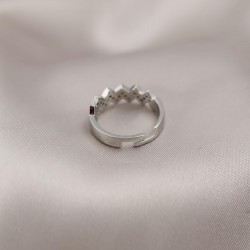 Gümüş Renk Metal Zikzak Model Taşlı Kadın Yüzük
