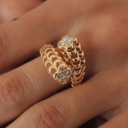 Gold Renk 3D Yonca Model Zirkon Taşlı Kadın Yüzük