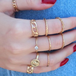 Gold Renk Kadın Yüzük Kombini