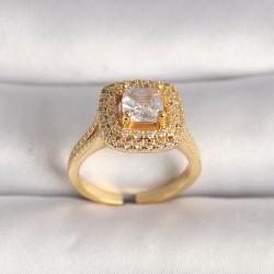 Pirinç Gold Renk Ayarlanabilir Baget Zirkon Taş Model Kadın Yüzük