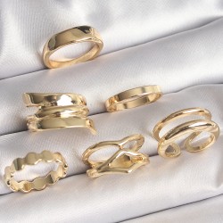Pirinç Gold Renk İşlemeli Plaka Model 6'Lı Kadın Yüzük Seti