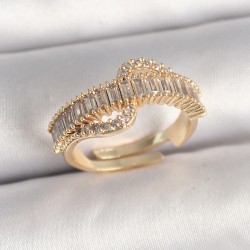 Pirinç Gold Renk Su Yolu Zirkon Taşlı Ayarlanabilir Model Kadın Yüzük