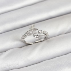 Pirinç Gümüş Renk Zirkon Taşlı Kelebek Model Kadın Yüzük