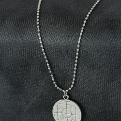 Madalyon Figürlü Metal Erkek Kolye