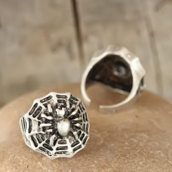 Eskitme Gümüş Renk Örümcek Figürlü Erkek Ayarlamalı Yüzük